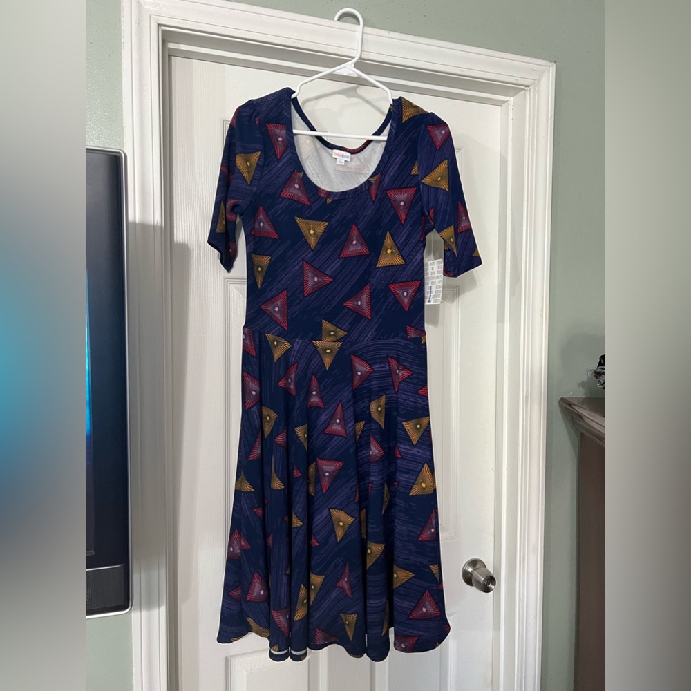 Brand new with tags Lularoe Large Nicole style